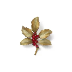 The Metropolitan Museum of Art Holly Berry Jade Brooch Online
