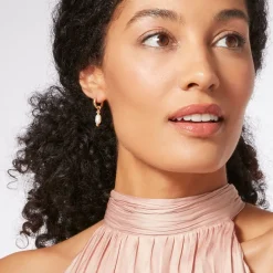 The Metropolitan Museum of Art Royal Tudor Small Hoop Earrings With Pearls Outlet