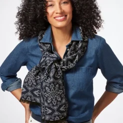 The Metropolitan Museum of Art Spanish Snowflake Jacquard Scarf Sale