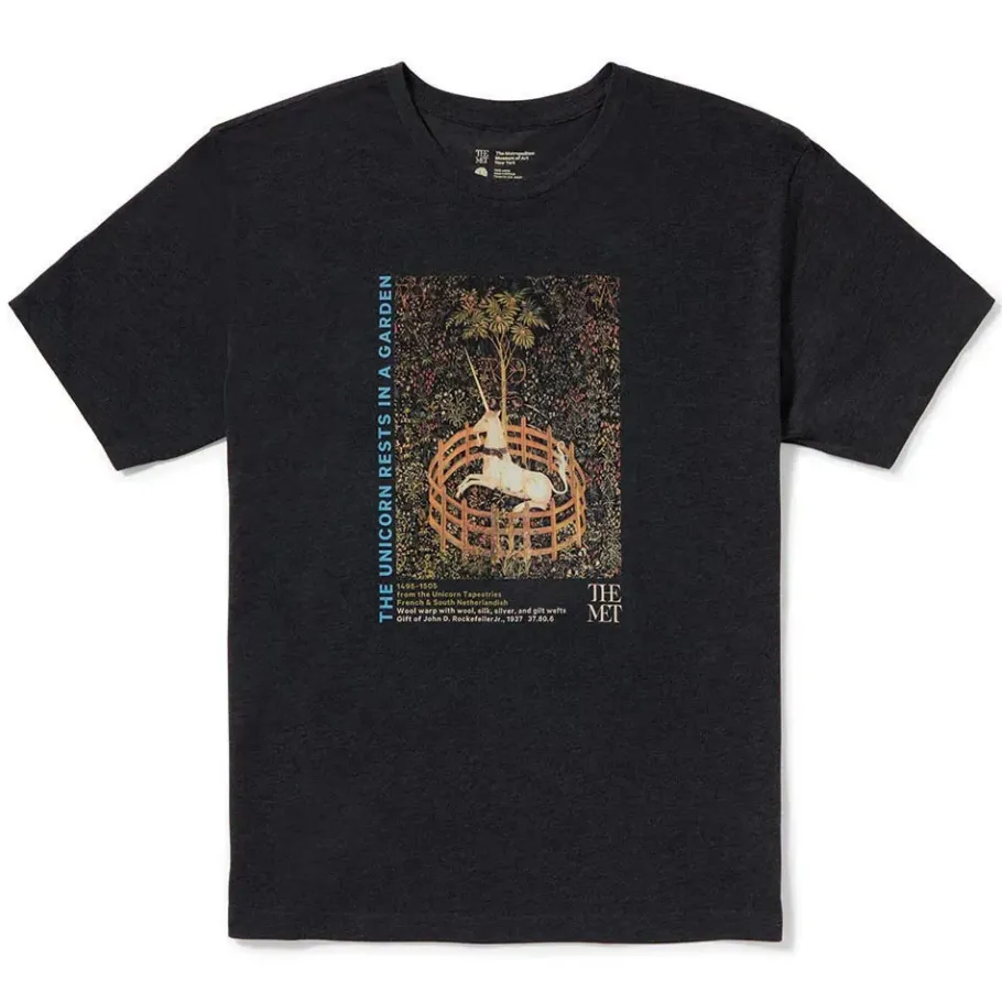 The Metropolitan Museum of Art Unicorn In A Garden Tee Hot